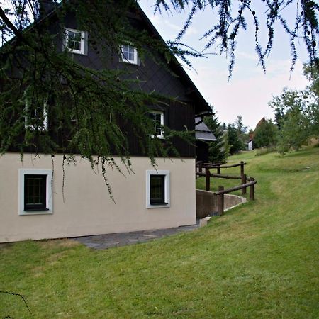 Вилла Chaloupka Slamenka Лоучна-под-Клиновцем Экстерьер фото